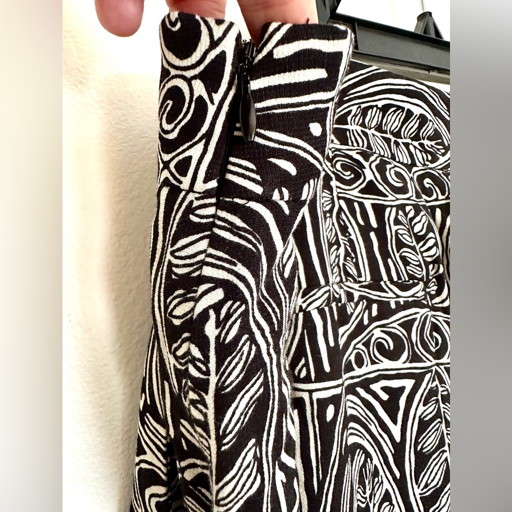 Loft Black and White Print Wide Leg Pants Size 12 - Picture 4 of 10